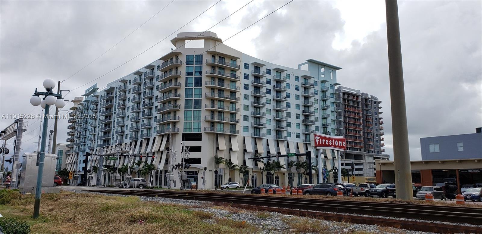 Photo of 140 Dixie Hwy  #423, Hollywood, Florida, 33020 - 