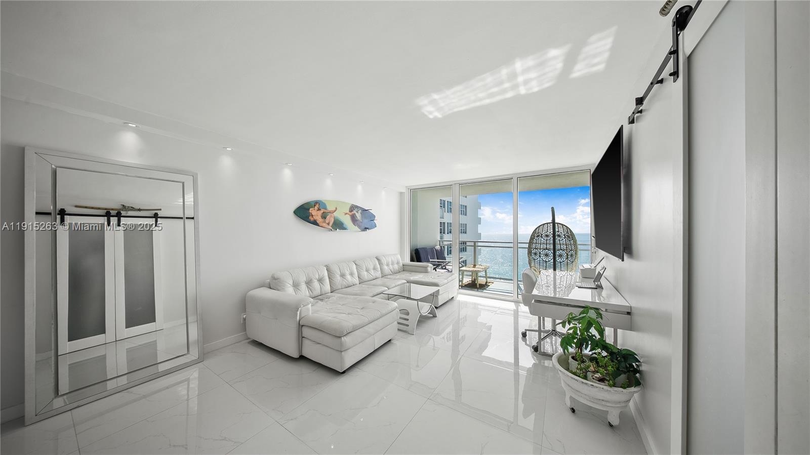 Photo of 2030 Ocean Dr  #1716, Hallandale Beach, Florida, 33009 - 