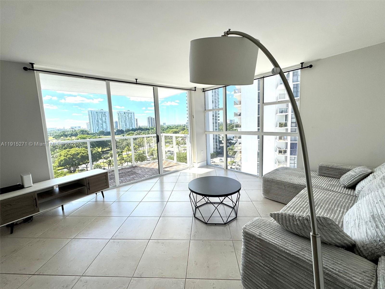 Photo of 3731 Country Club Dr  #928, Aventura, Florida, 33180 - 