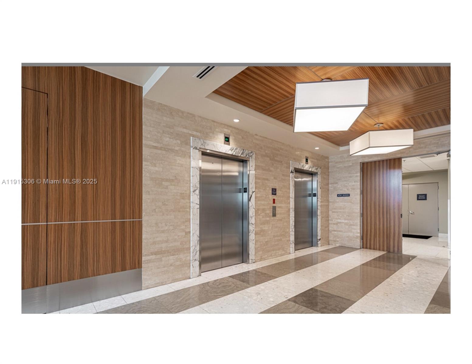 1910  /   кв.футов $ 2025-11-17 0 Фото