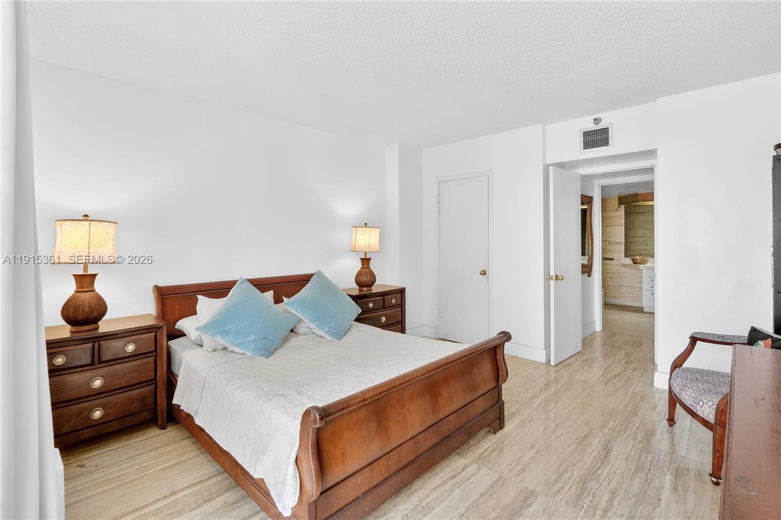 Photo of 19355 Turnberry Way  #17C, Aventura, Florida, 33180 - 