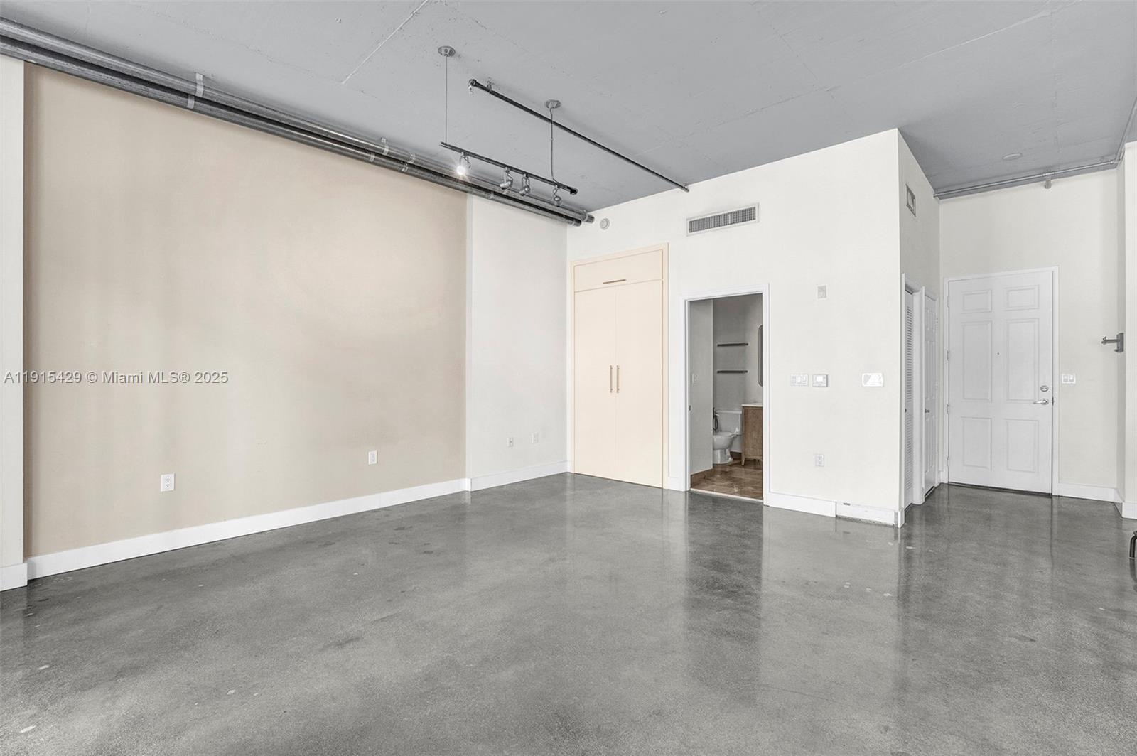 Photo of 2100 Van Buren St #417, Hollywood, Florida, 33020 -