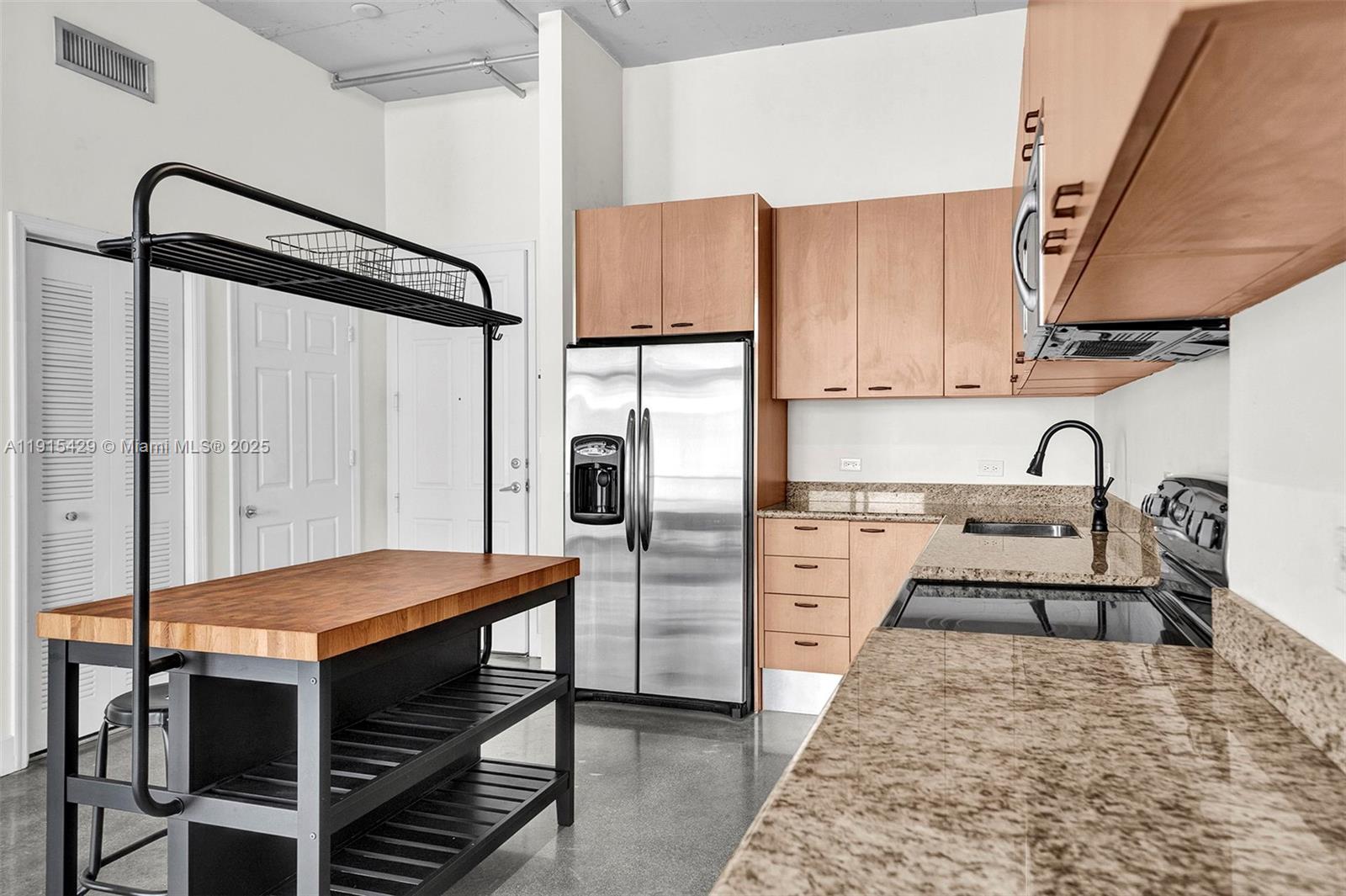 Photo of 2100 Van Buren St #417, Hollywood, Florida, 33020 -