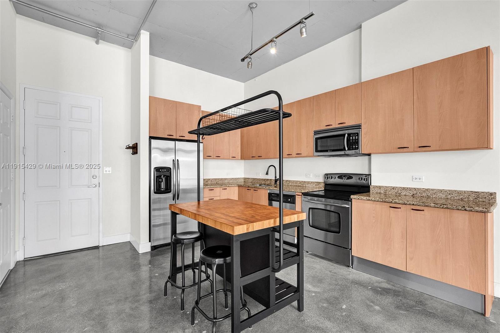 Photo of 2100 Van Buren St #417, Hollywood, Florida, 33020 -