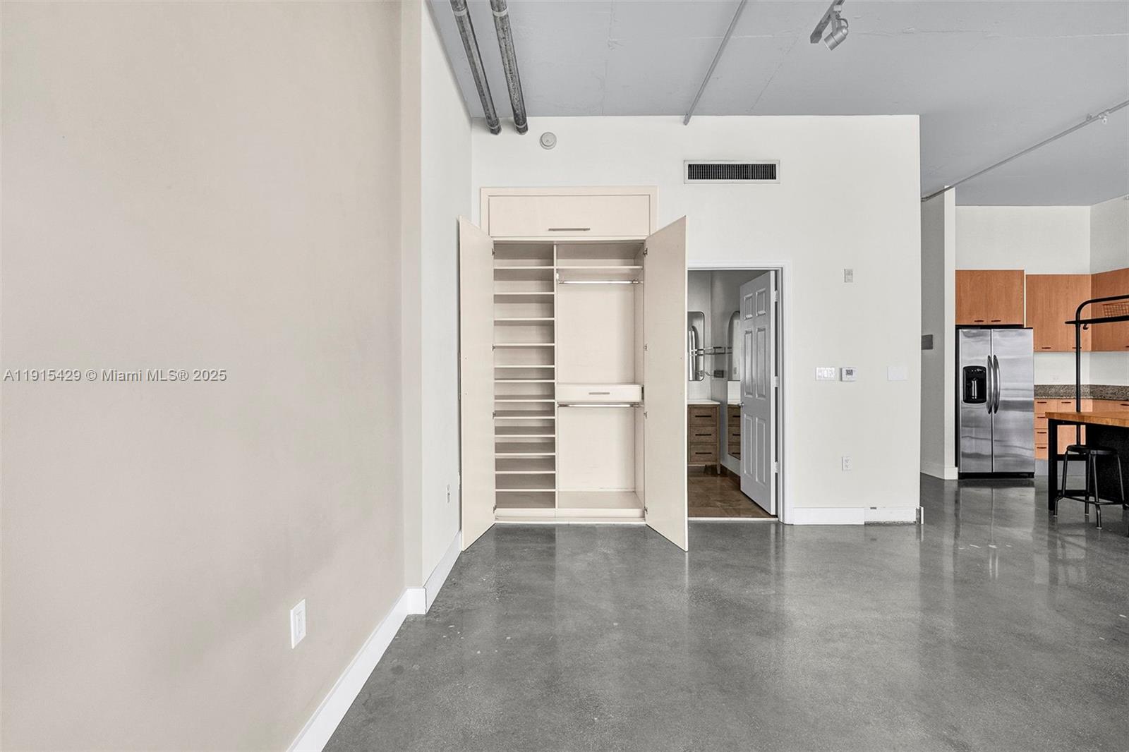 Photo of 2100 Van Buren St #417, Hollywood, Florida, 33020 -