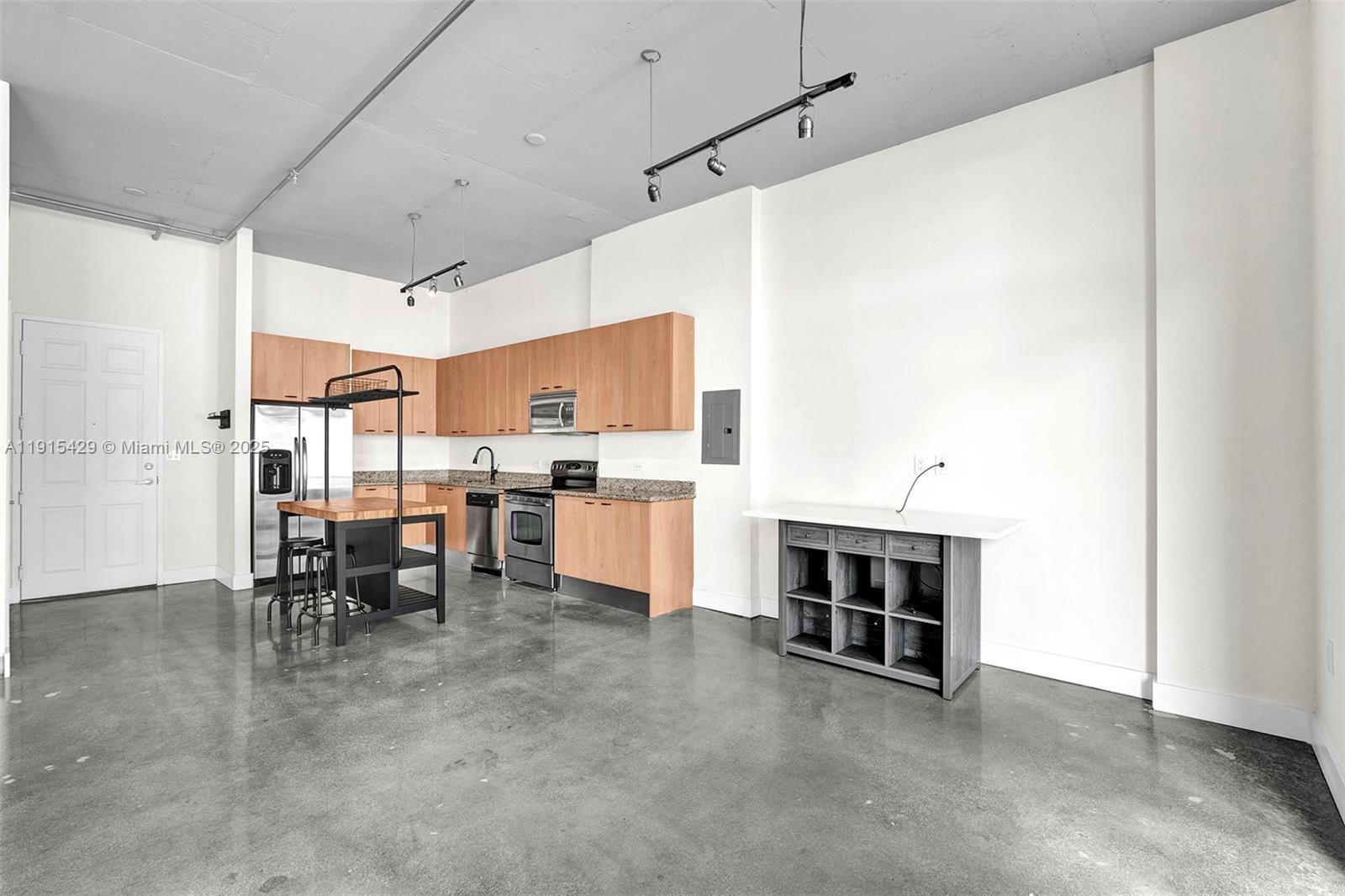 Photo of 2100 Van Buren St #417, Hollywood, Florida, 33020 -