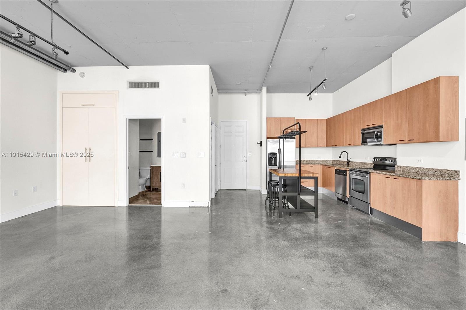 Photo of 2100 Van Buren St #417, Hollywood, Florida, 33020 -