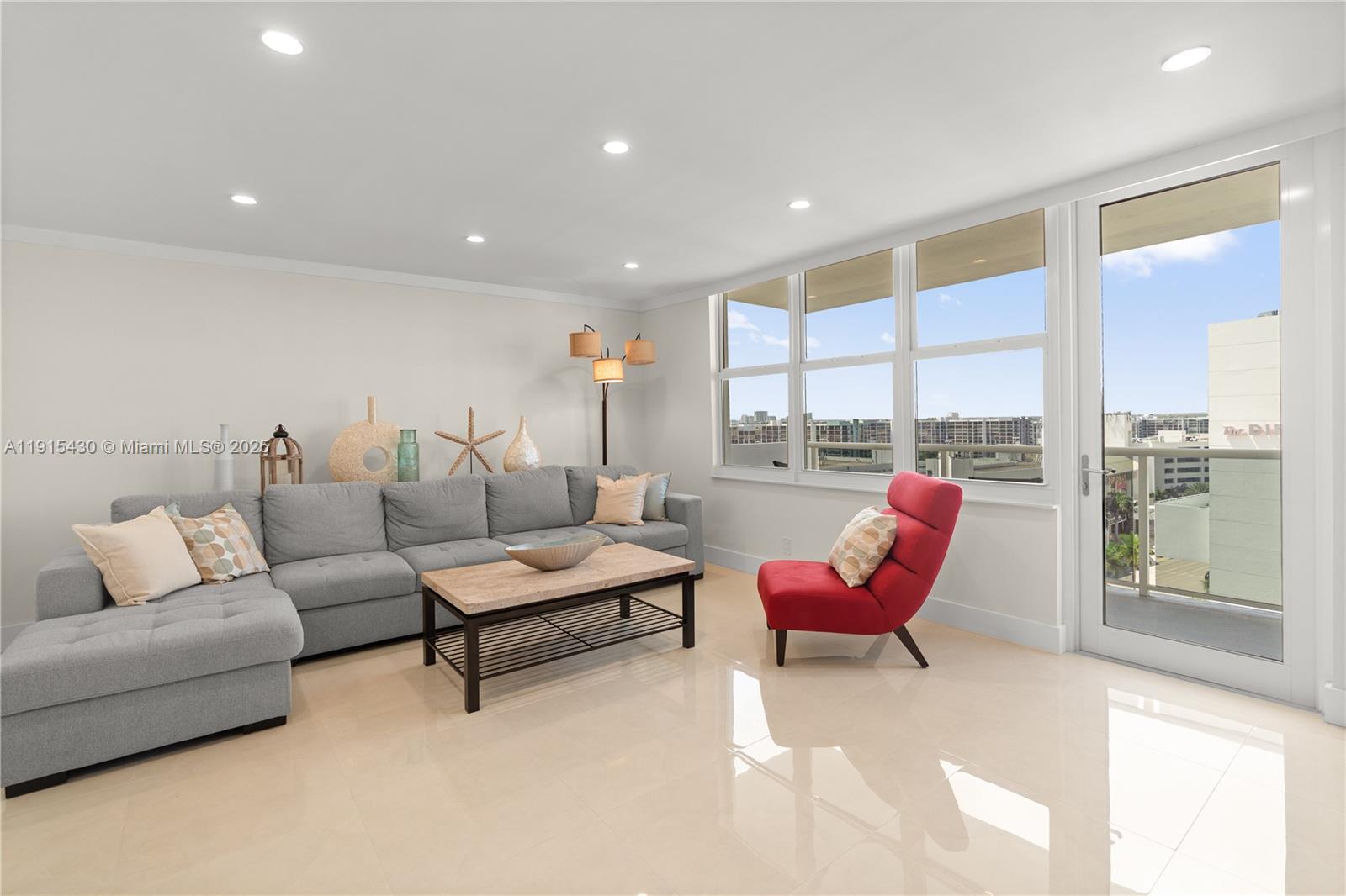 Photo of 3725 Ocean Dr #1225, Hollywood, Florida, 33019 -