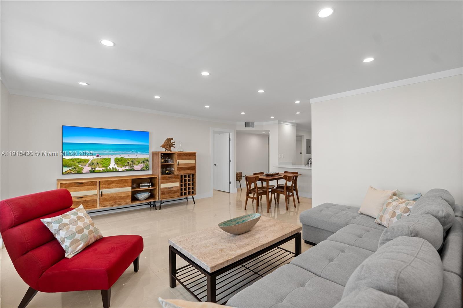 Photo of 3725 Ocean Dr #1225, Hollywood, Florida, 33019 -