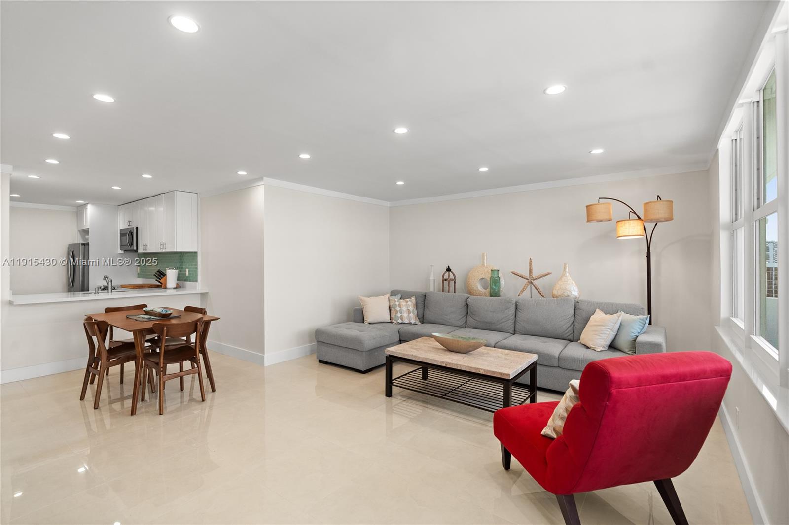 Photo of 3725 Ocean Dr #1225, Hollywood, Florida, 33019 -