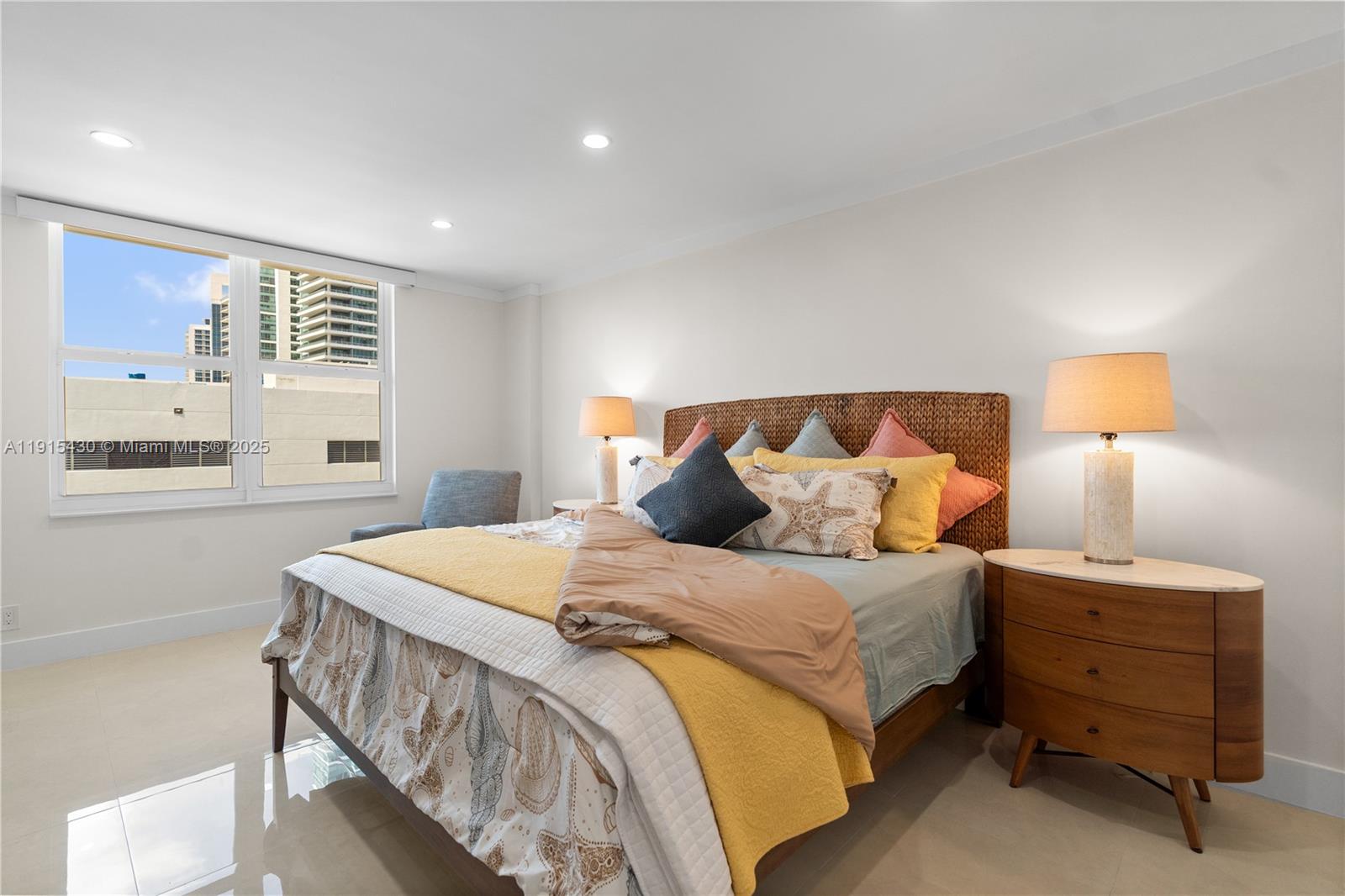 Photo of 3725 Ocean Dr #1225, Hollywood, Florida, 33019 -