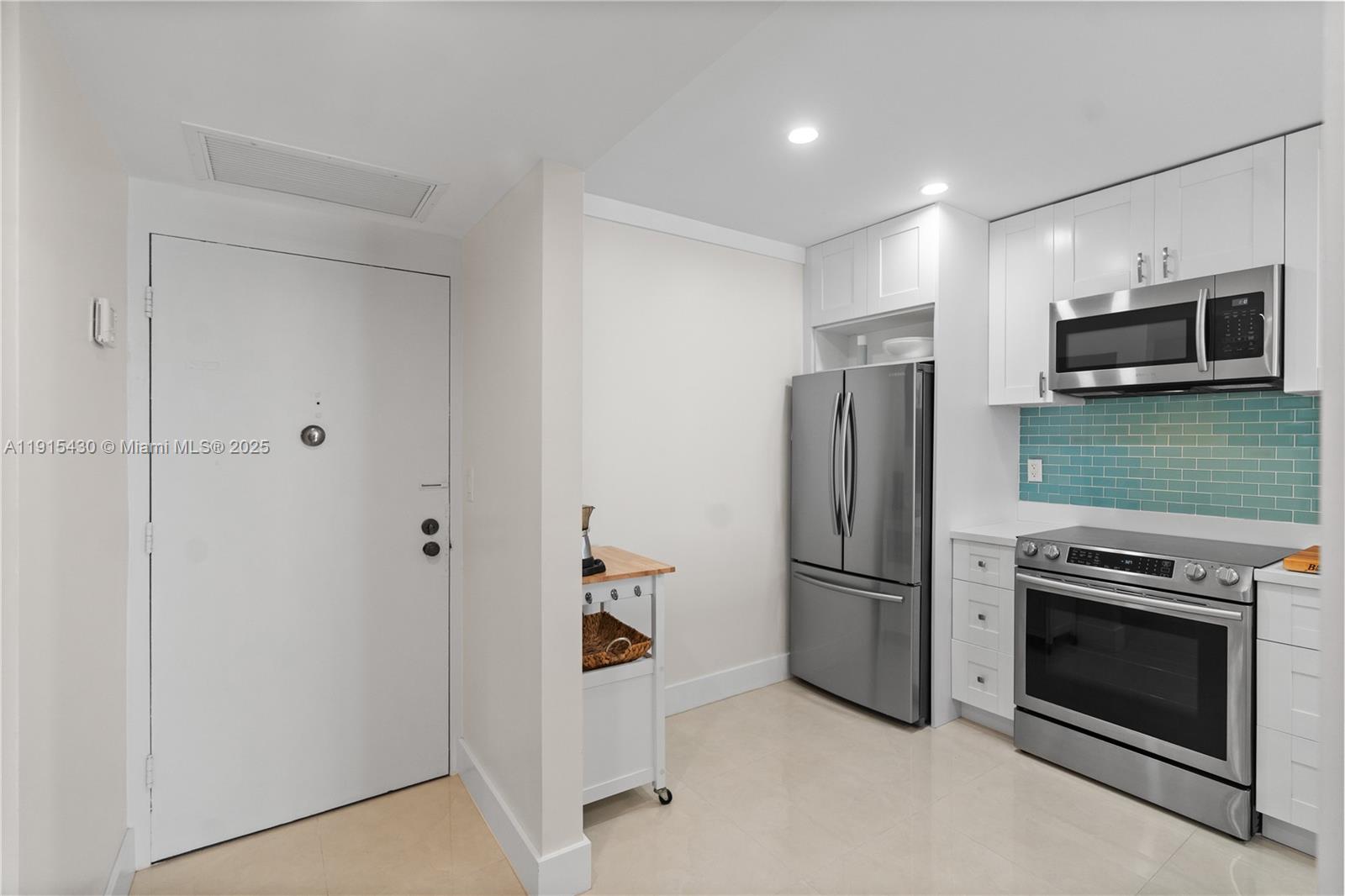 Photo of 3725 Ocean Dr #1225, Hollywood, Florida, 33019 -