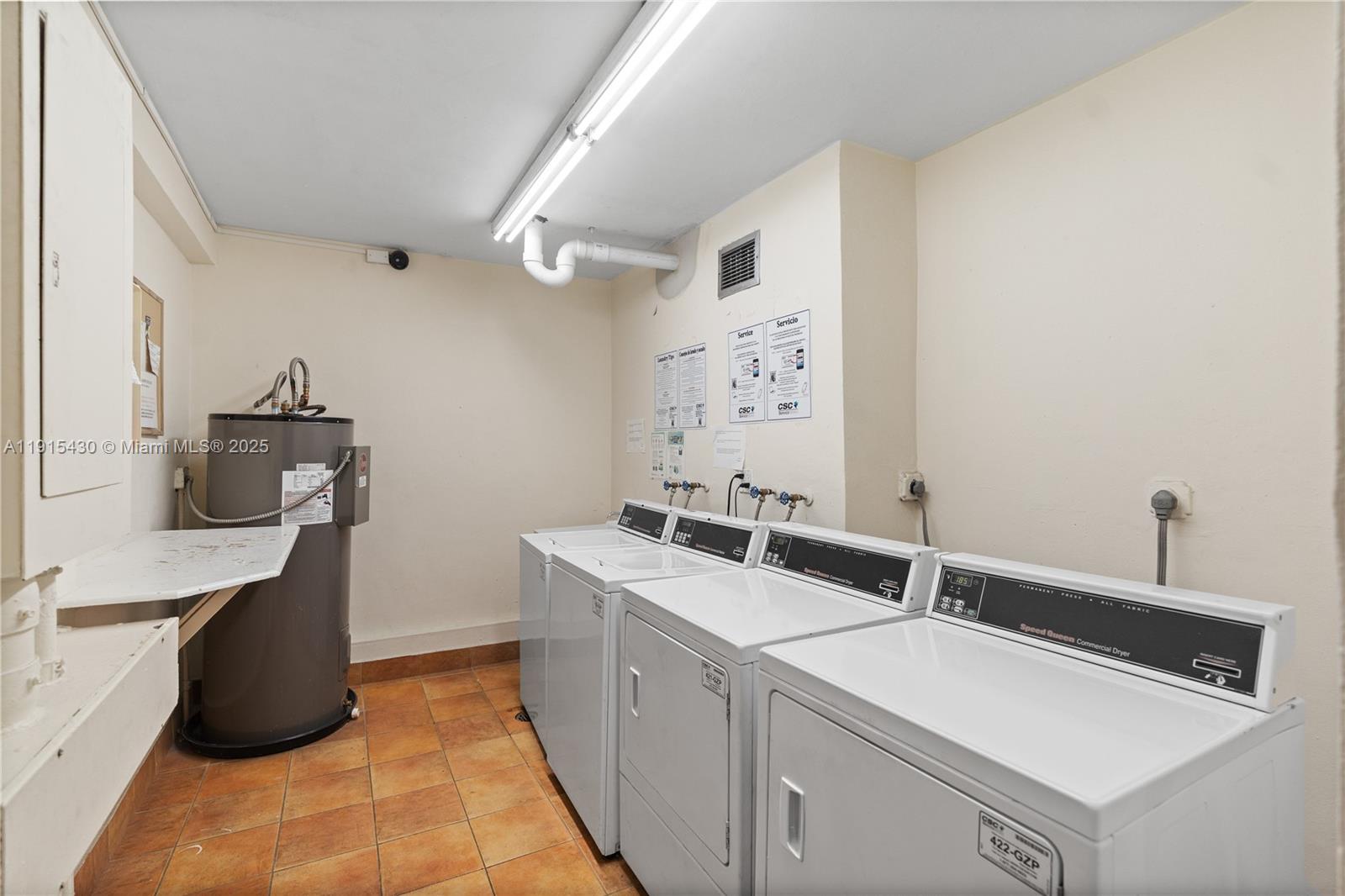 Photo of 3725 Ocean Dr #1225, Hollywood, Florida, 33019 -