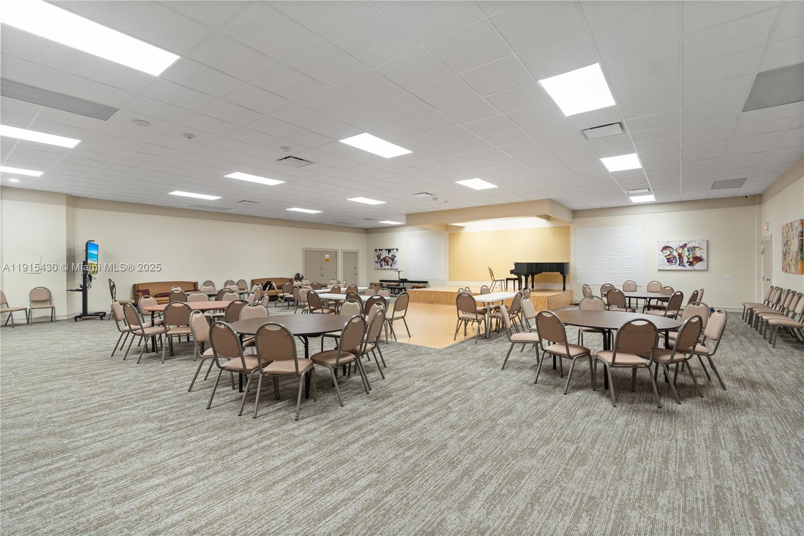 Photo of 3725 Ocean Dr #1225, Hollywood, Florida, 33019 -