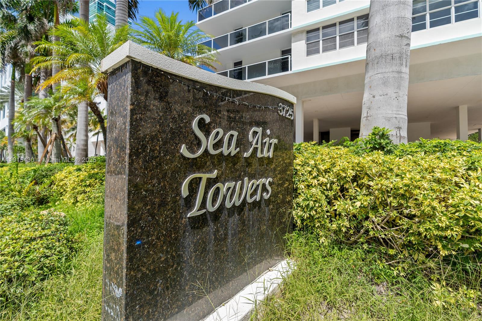 Photo of 3725 Ocean Dr #1225, Hollywood, Florida, 33019 -