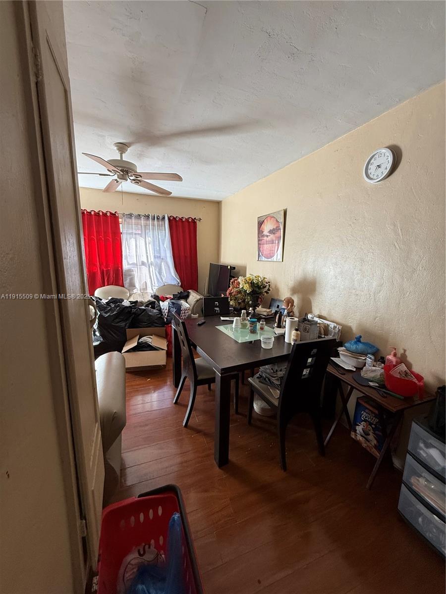   /  2000 sq. ft. $ 2025-11-17 0 Photo