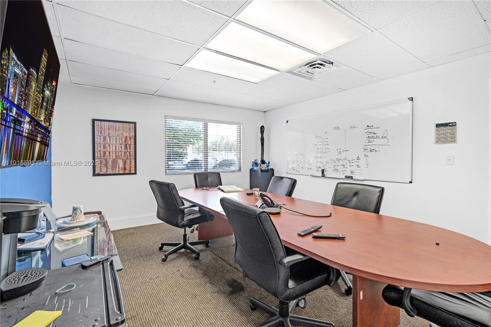   /   sq. ft. $ 2025-11-17 0 Photo