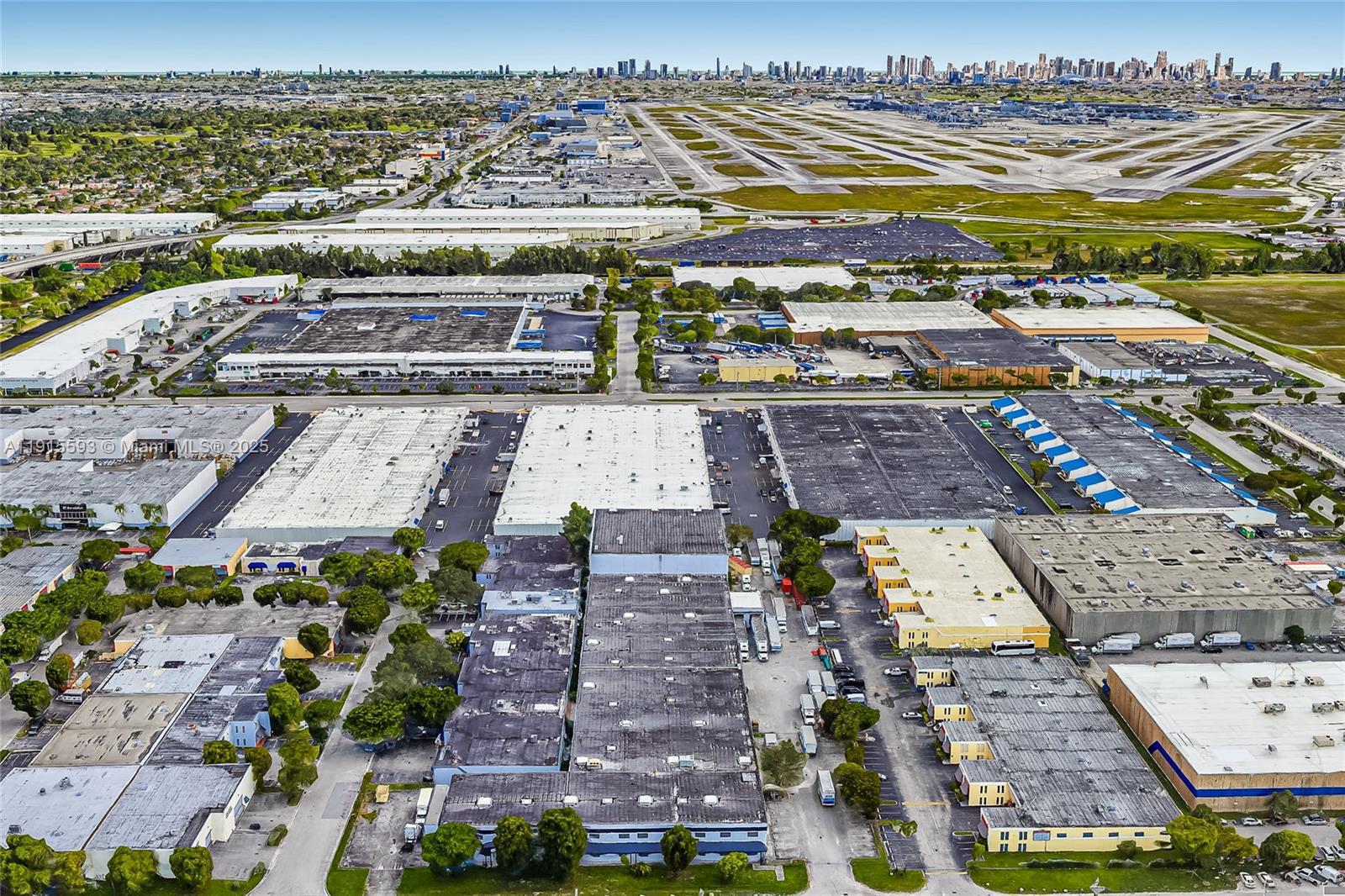   /   sq. ft. $ 2025-11-17 0 Photo