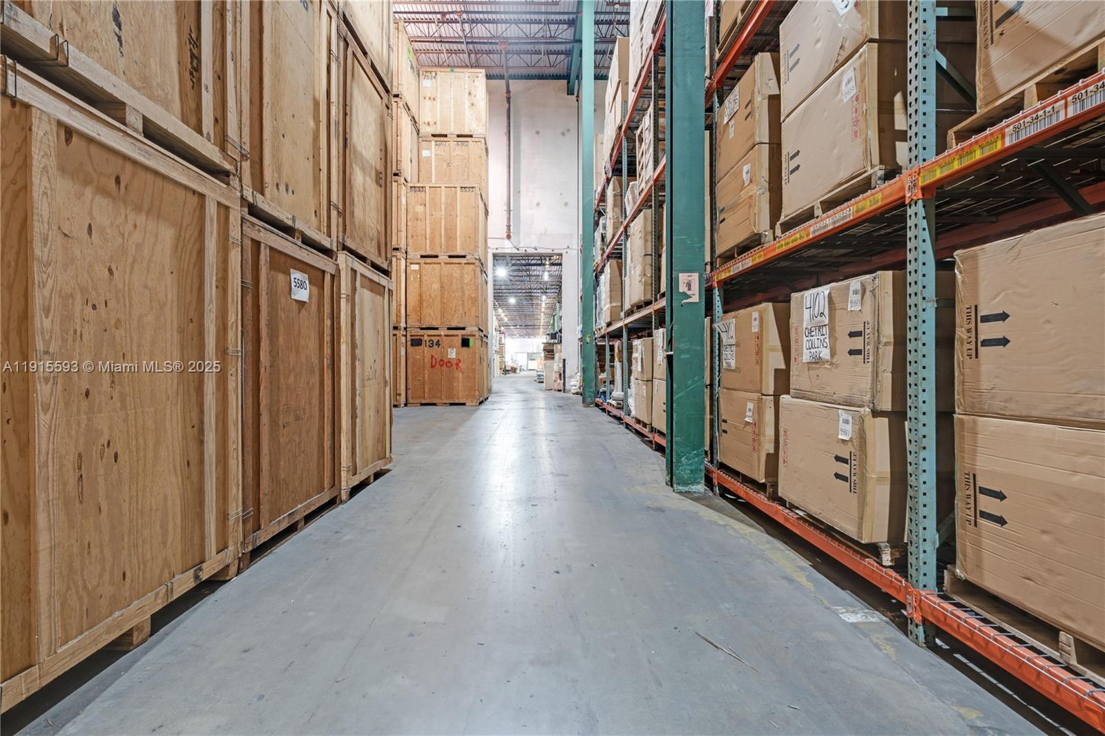   /   sq. ft. $ 2025-11-17 0 Photo