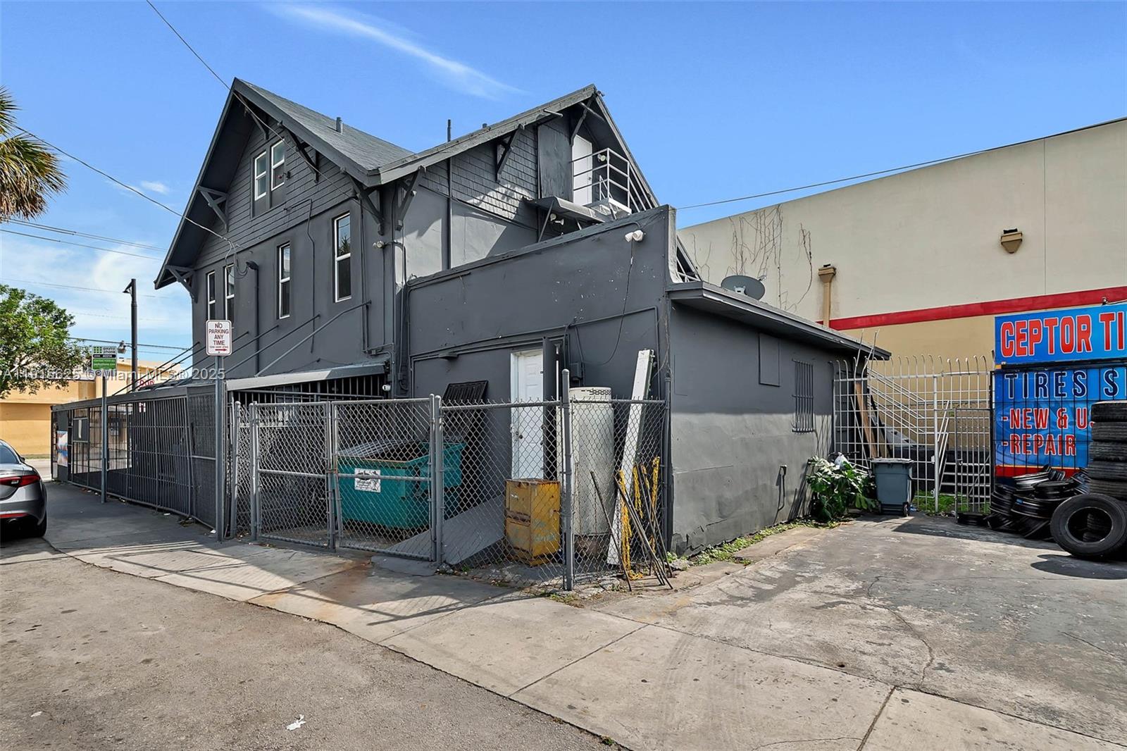   /   sq. ft. $ 2025-11-17 0 Photo