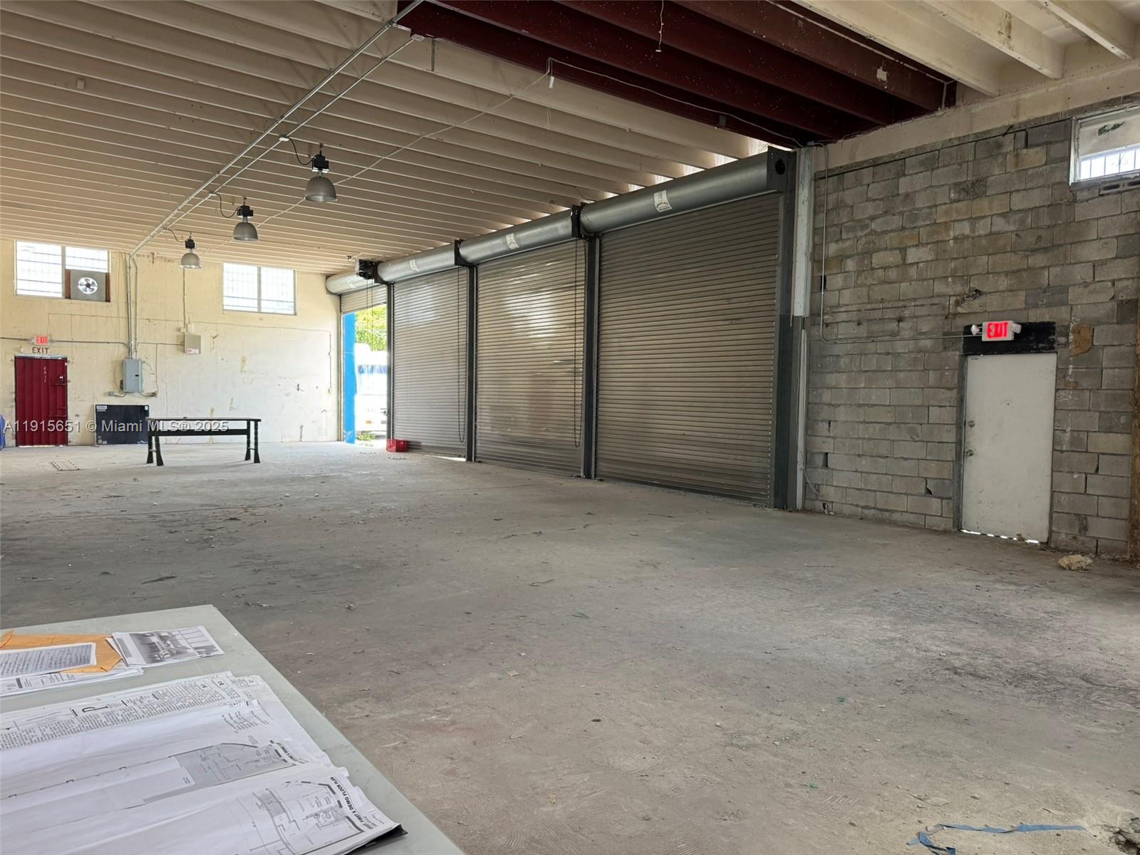 See details / sq. ft. $ 2025-11-17 0 Photo