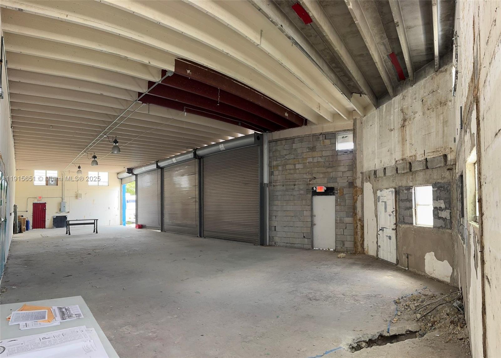 See details / sq. ft. $ 2025-11-17 0 Photo