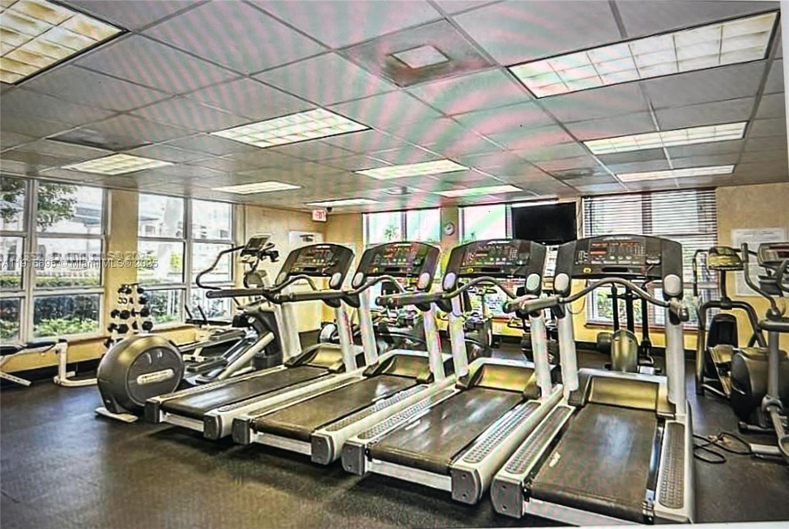 B308 4 / 3 1820 кв.футов $ 2025-11-17 0 Фото