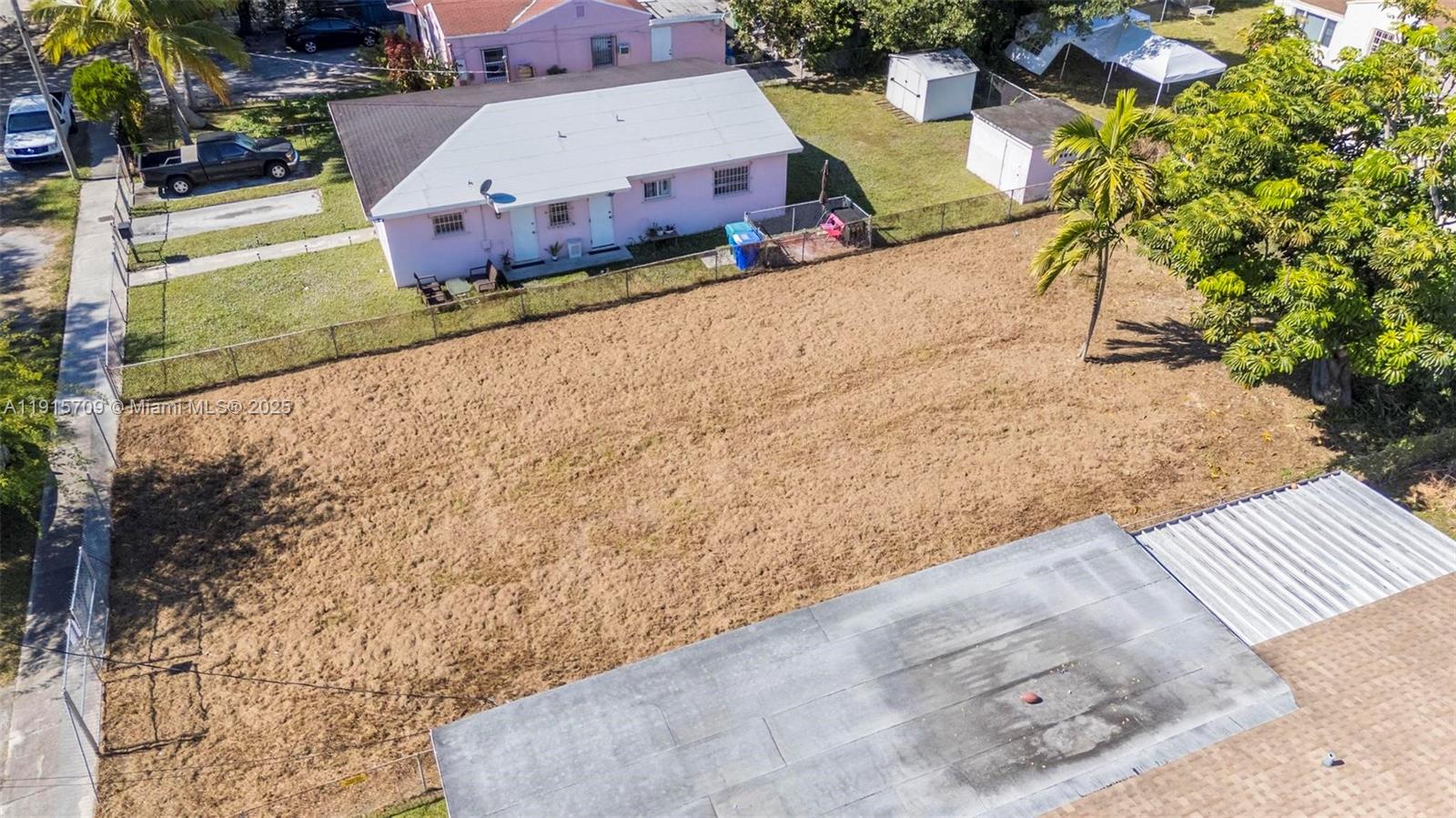 See details / sq. ft. $ 2025-11-17 0 Photo