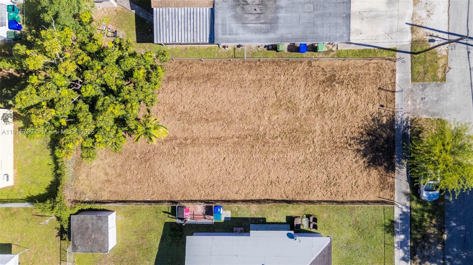 See details / sq. ft. $ 2025-11-17 0 Photo