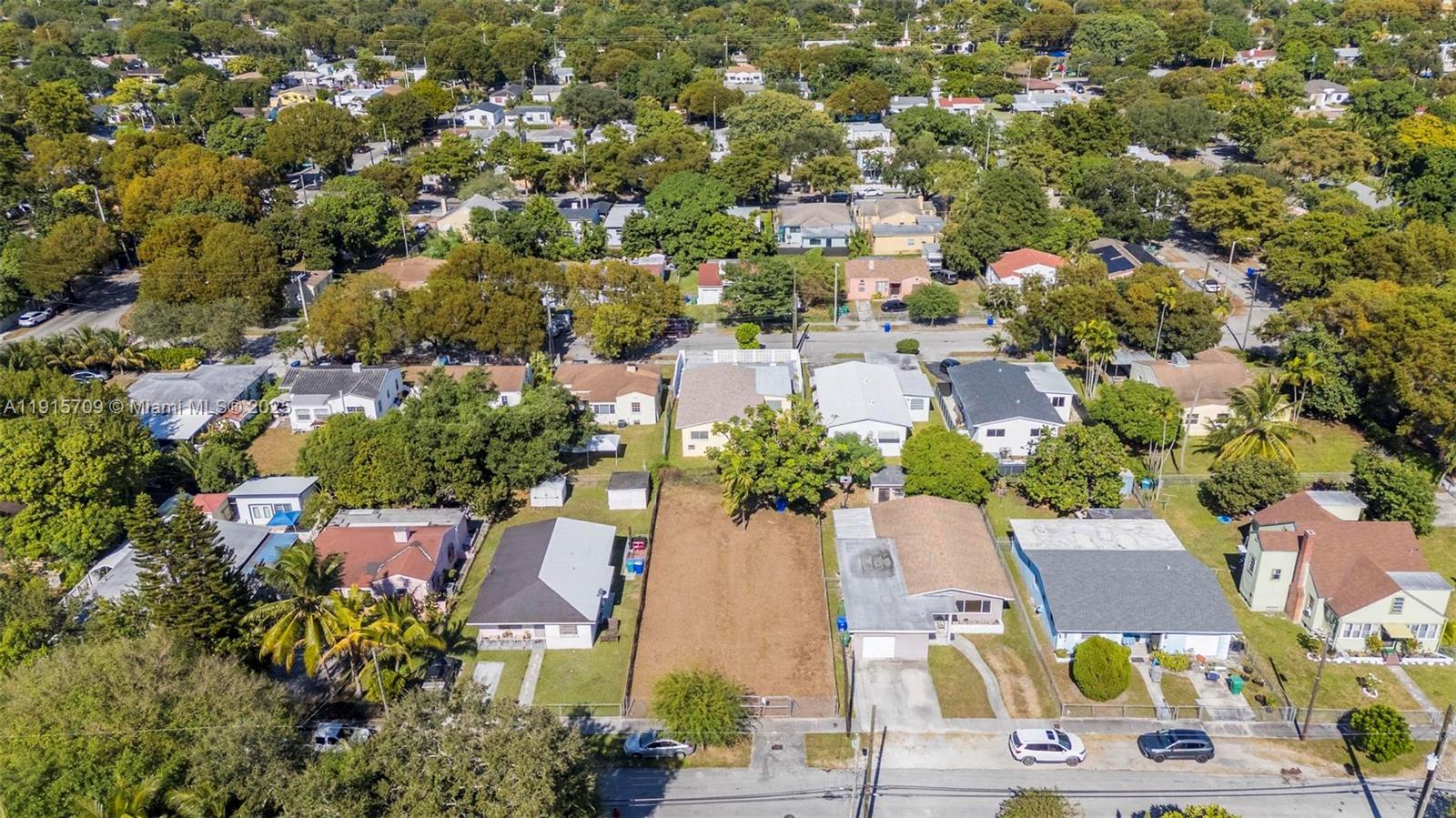 See details / sq. ft. $ 2025-11-17 0 Photo