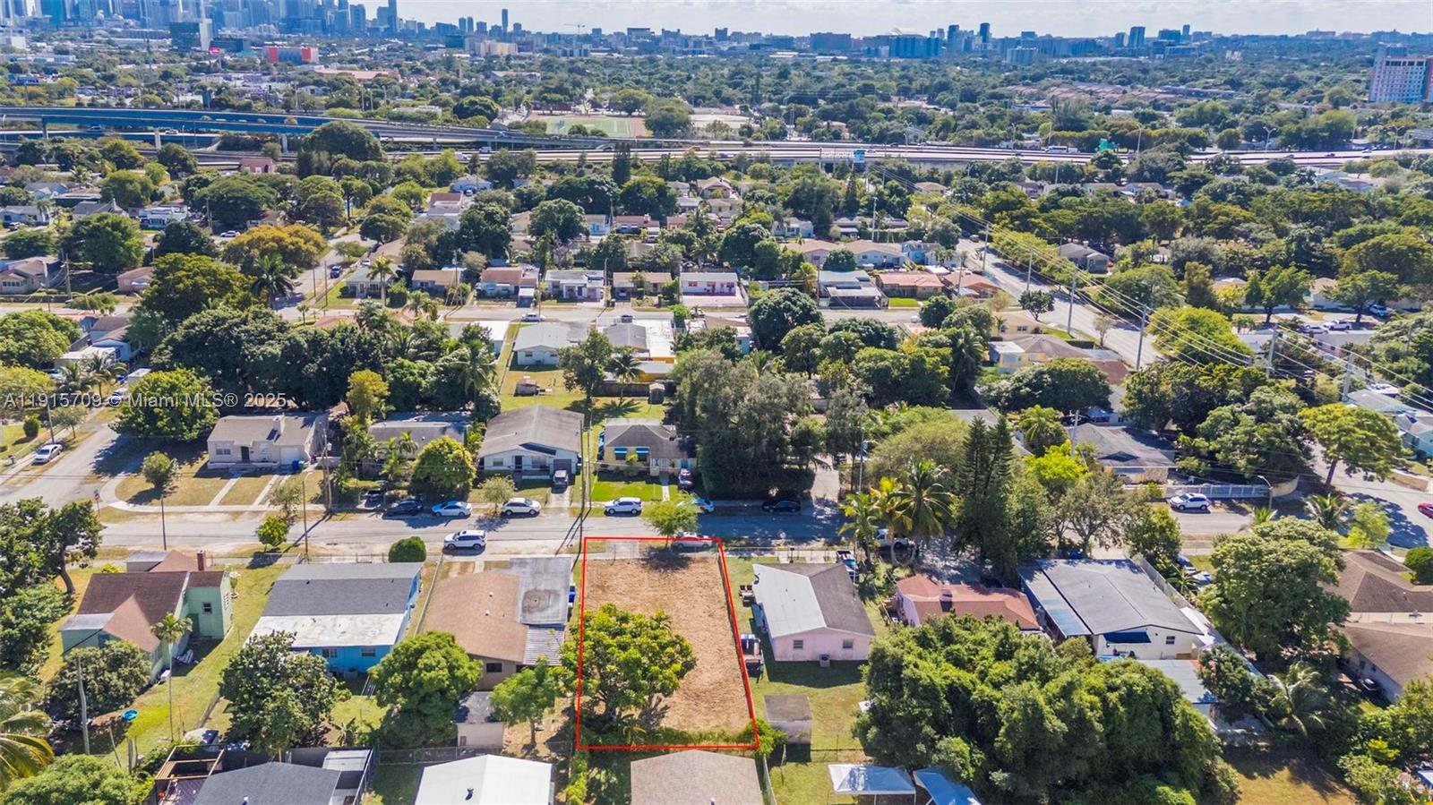 See details / sq. ft. $ 2025-11-17 0 Photo