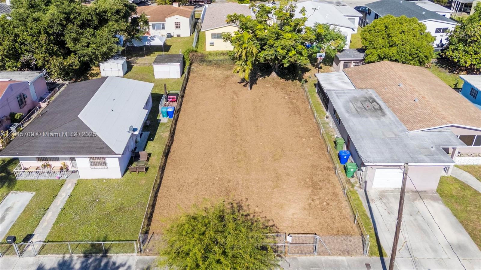 See details / sq. ft. $ 2025-11-17 0 Photo