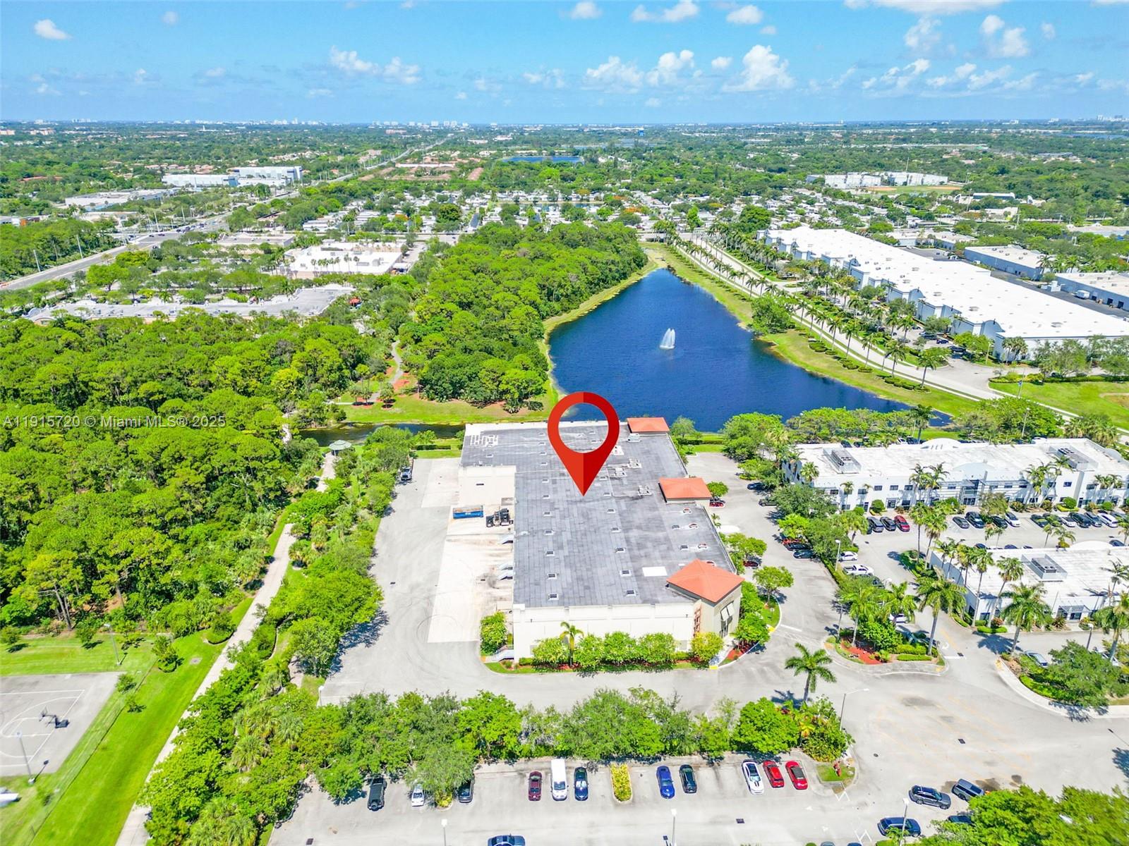 See details / sq. ft. $ 2025-11-17 0 Photo