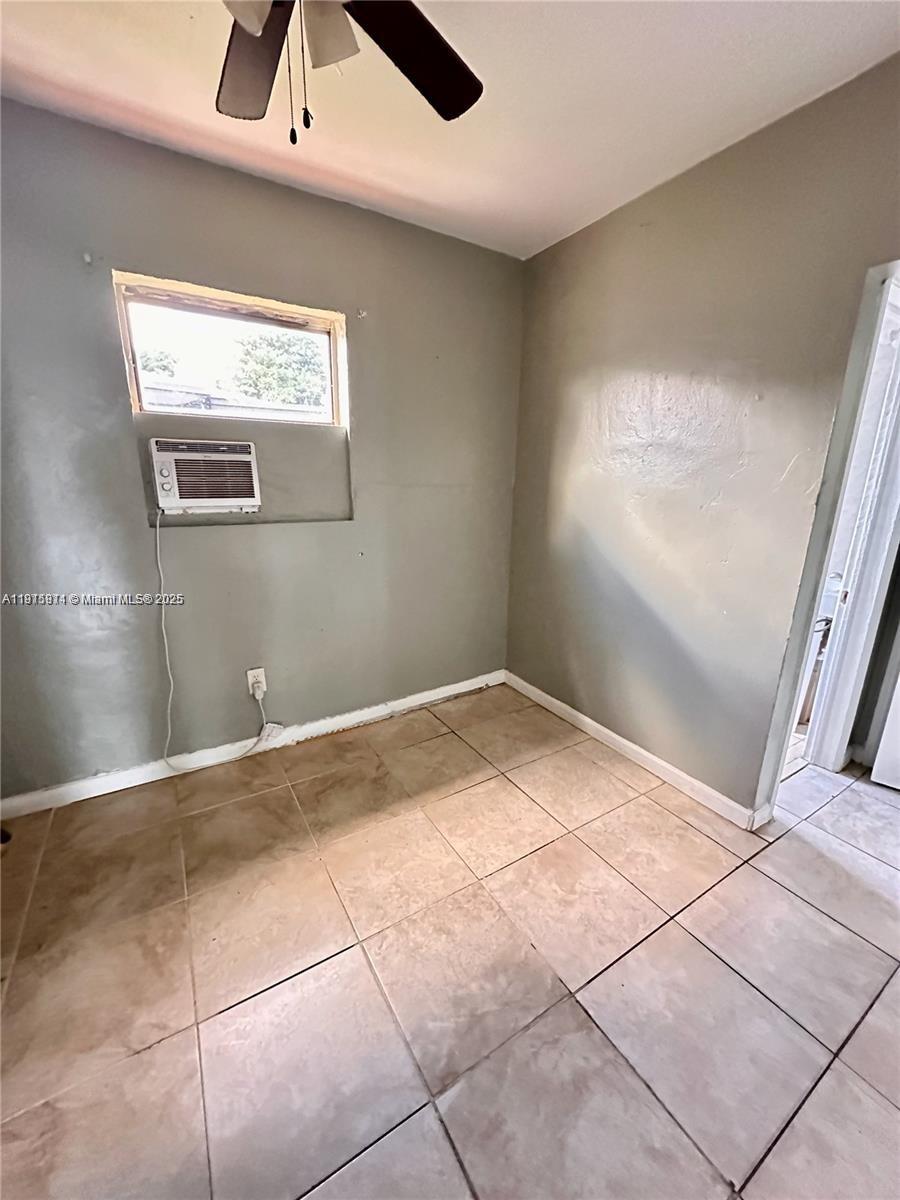 See details / 1254 sq. ft. $ 2025-11-17 0 Photo