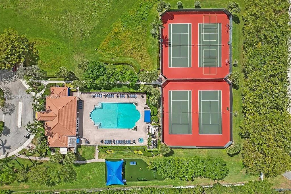 Photo of 1055 Yellow Birch Ter  (1055), Hollywood, Florida, 33019 - Tennis, Basketball, Pickleball courts.