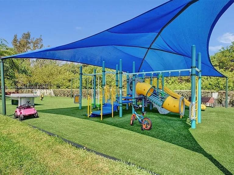 Photo of 1055 Yellow Birch Ter  (1055), Hollywood, Florida, 33019 - Playground