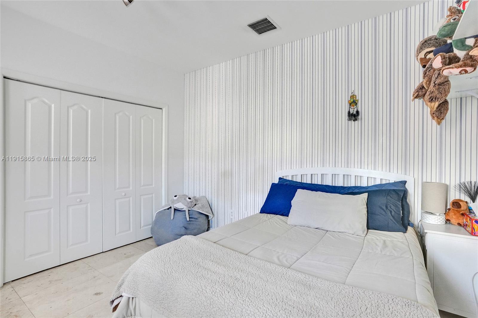 Photo of 18450 30th Pl  (18450), Aventura, Florida, 33160 - 