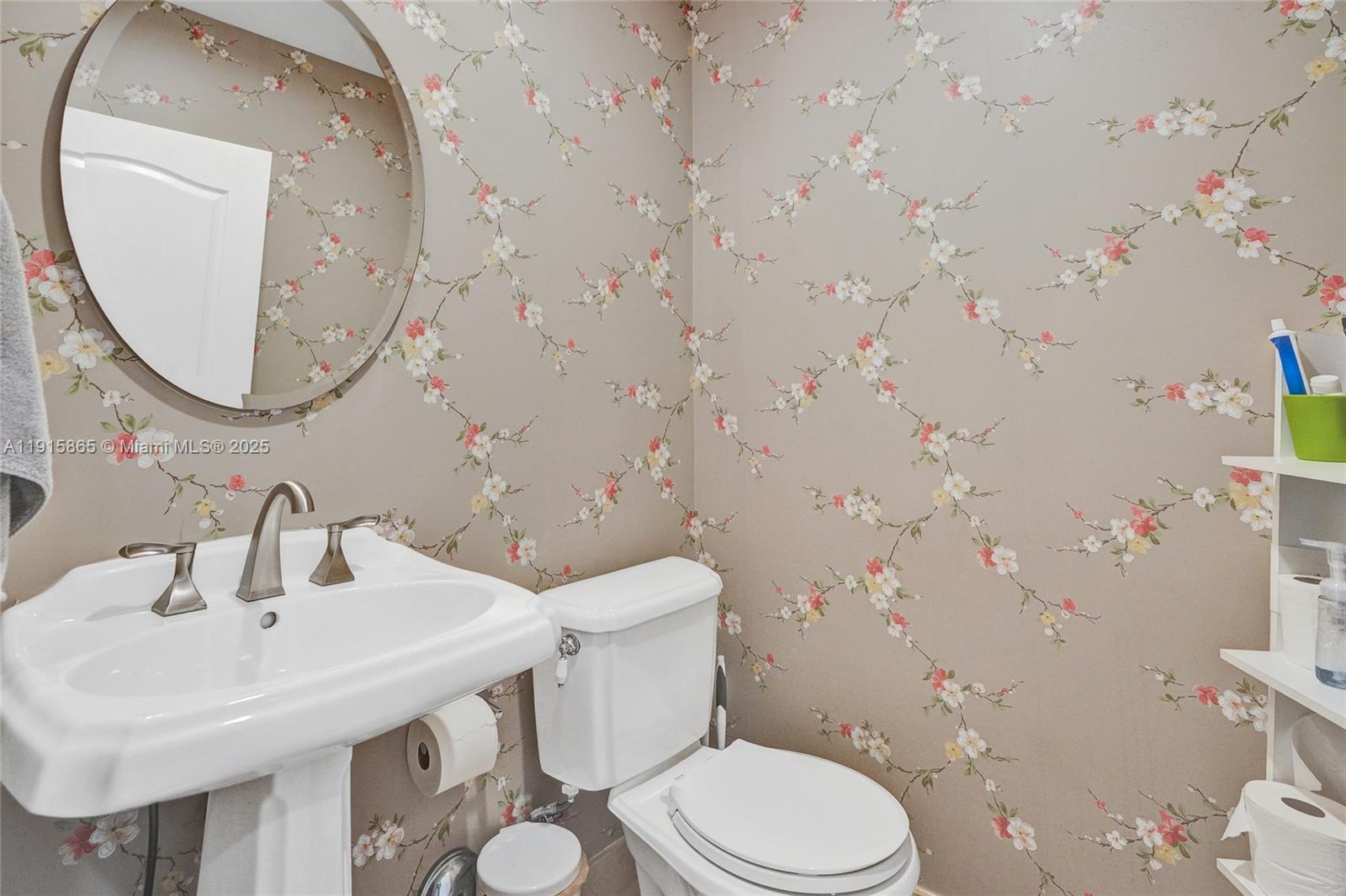 Photo of 18450 30th Pl  (18450), Aventura, Florida, 33160 - 