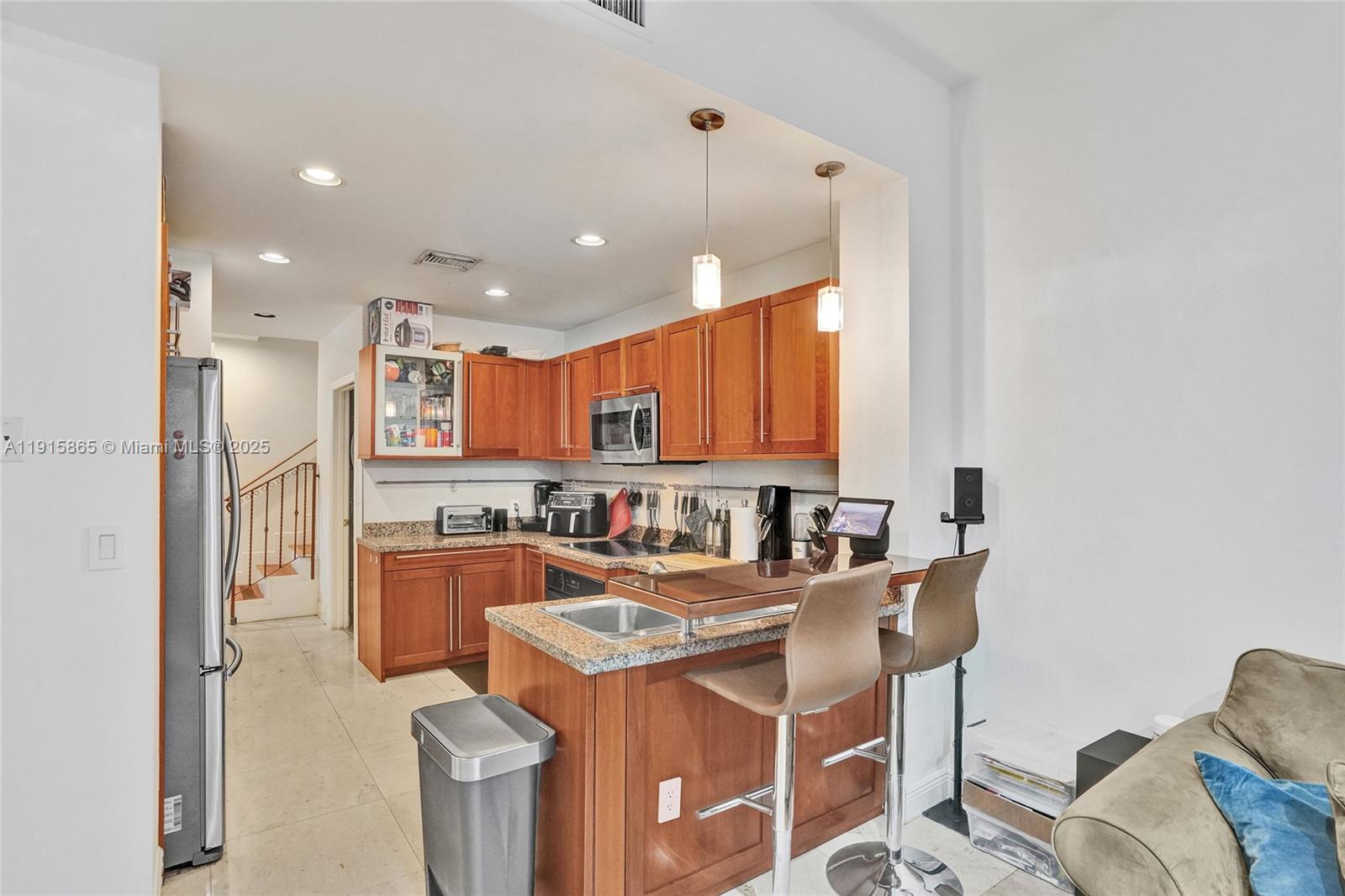 Photo of 18450 30th Pl  (18450), Aventura, Florida, 33160 - 