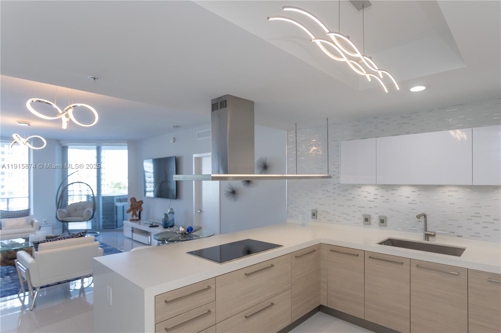 Photo of 17111 Biscayne Blvd #505, North Miami Beach, Florida, 33160 -