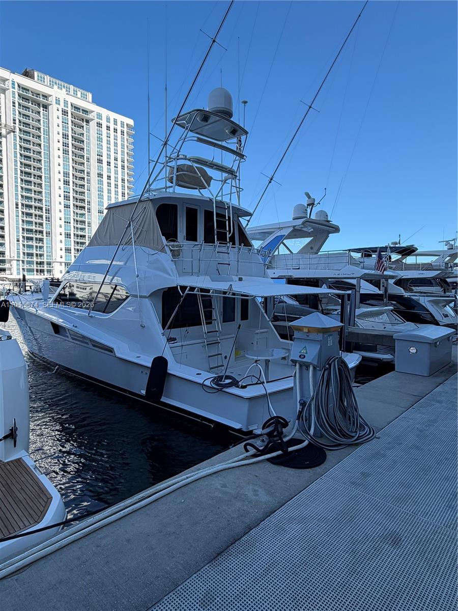 Photo of 17111 Biscayne Blvd  #505, North Miami Beach, Florida, 33160 - 