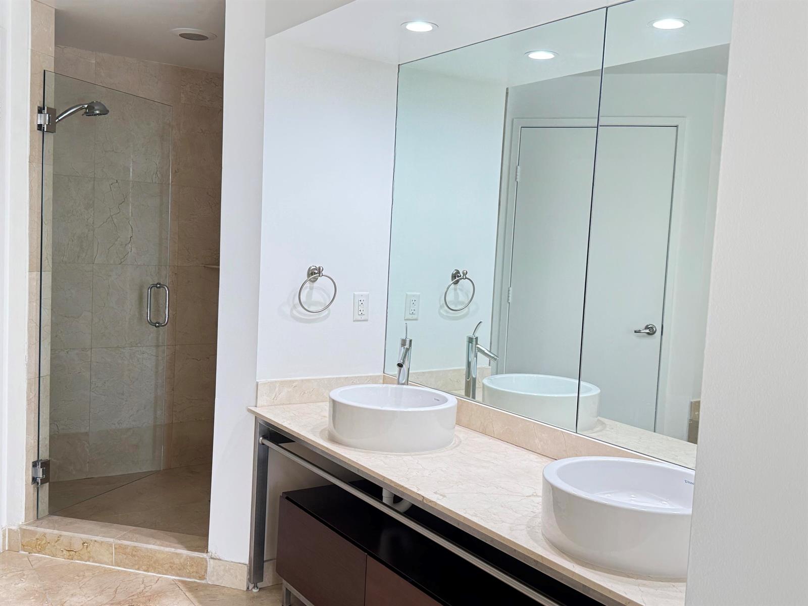 Photo of 16275 Collins ##1004, Sunny Isles Beach, Florida, 33160 - IMG_3483