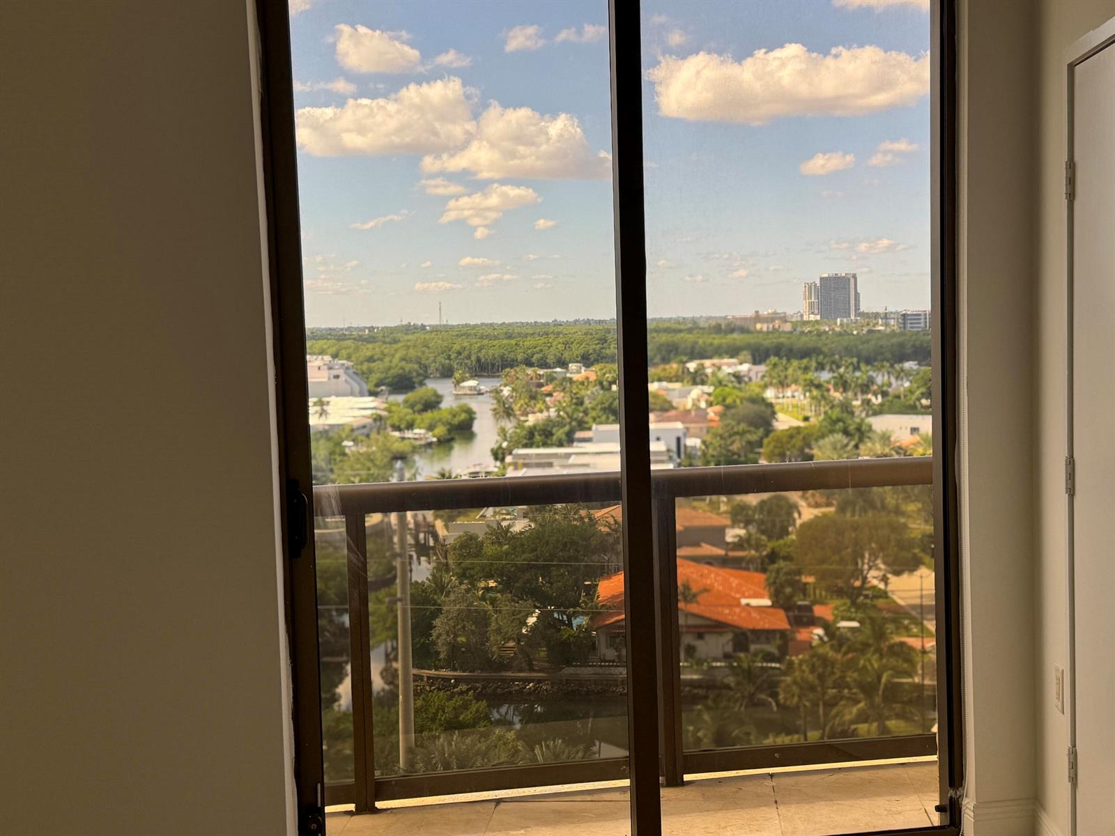 Photo of 16275 Collins ##1004, Sunny Isles Beach, Florida, 33160 - IMG_3497
