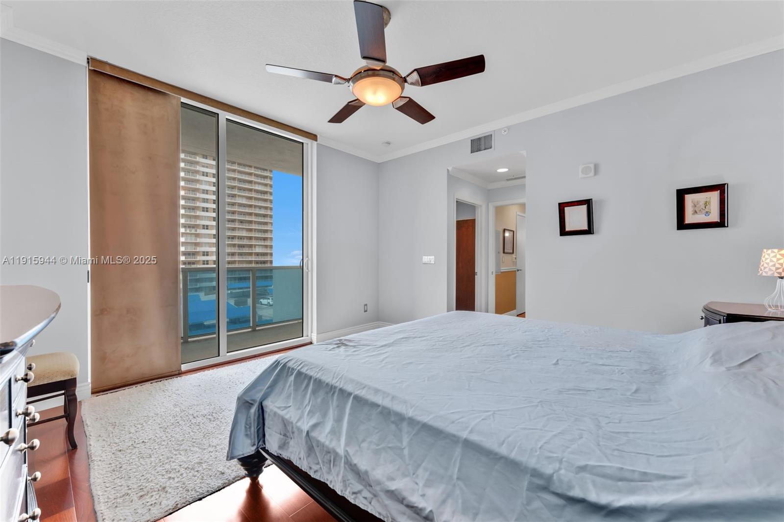 Photo of 1945 Ocean Dr #604, Hallandale Beach, Florida, 33009 -