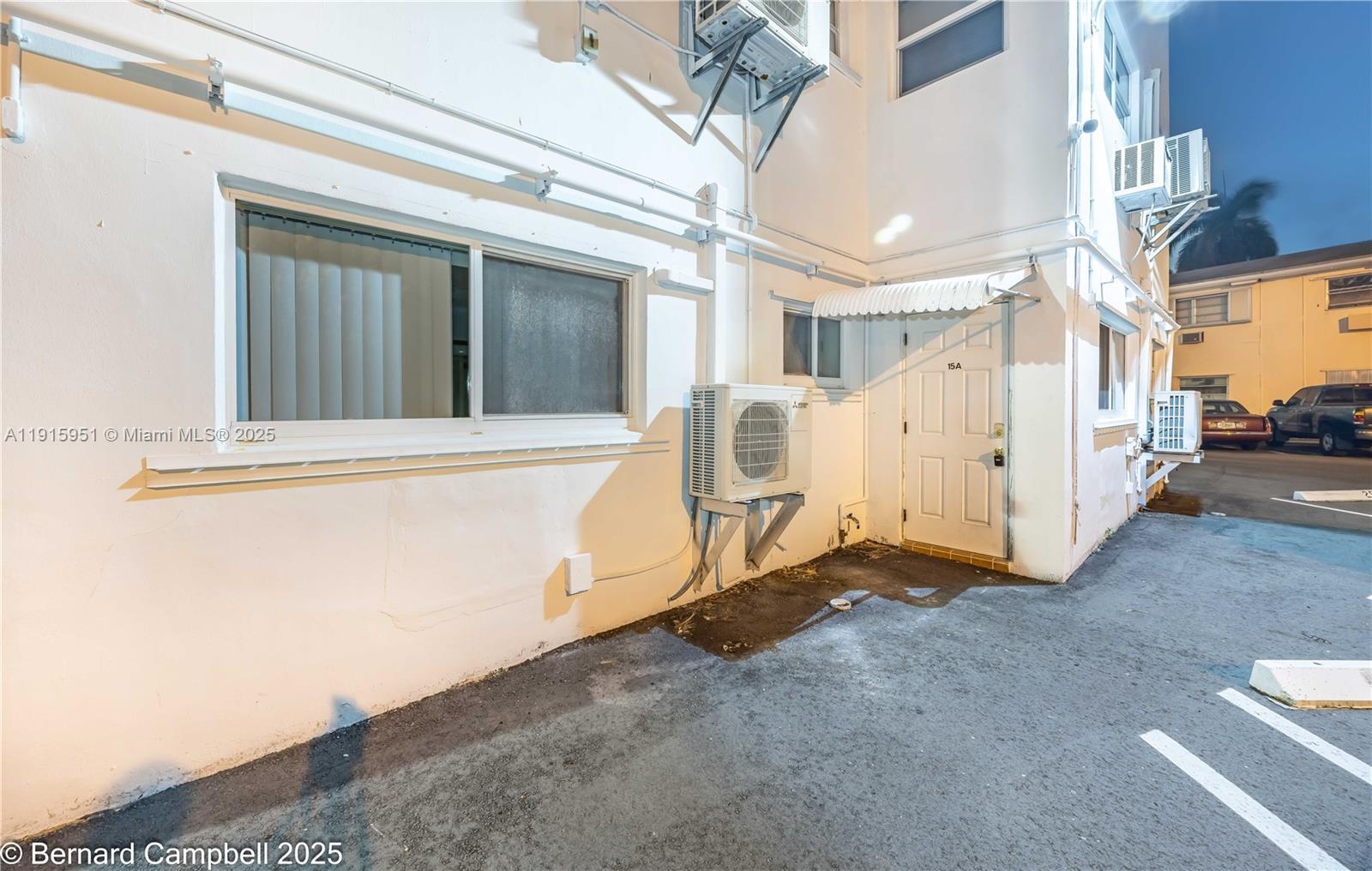 See details 15A 1 / 1 650 sq. ft. $ 2025-11-18 0 Photo