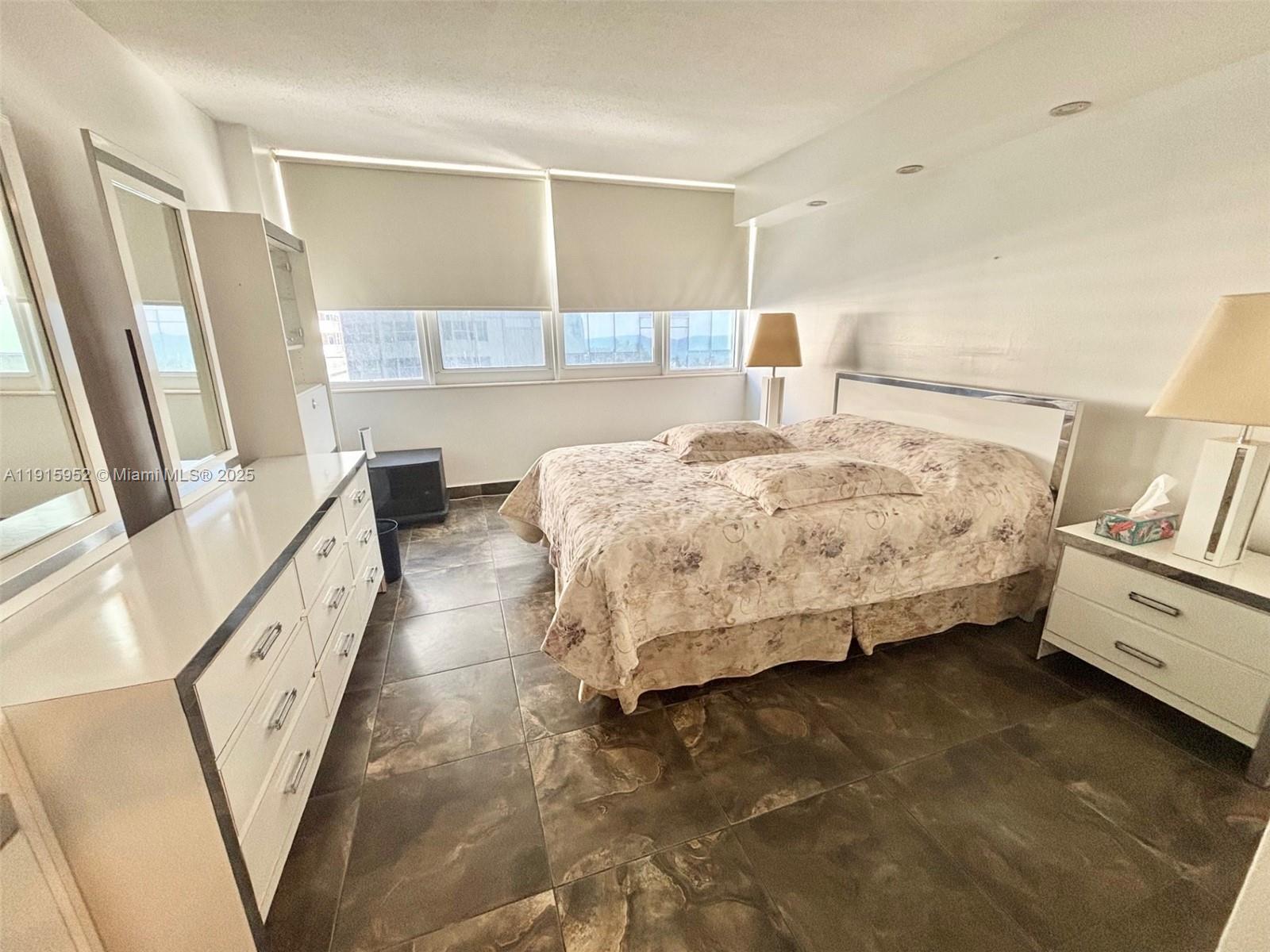 Photo of 2030 Ocean Dr  #521, Hallandale Beach, Florida, 33009 - 