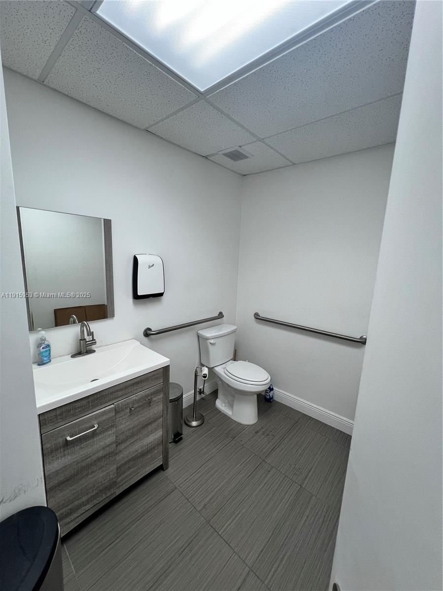   /   sq. ft. $ 2025-11-18 0 Photo