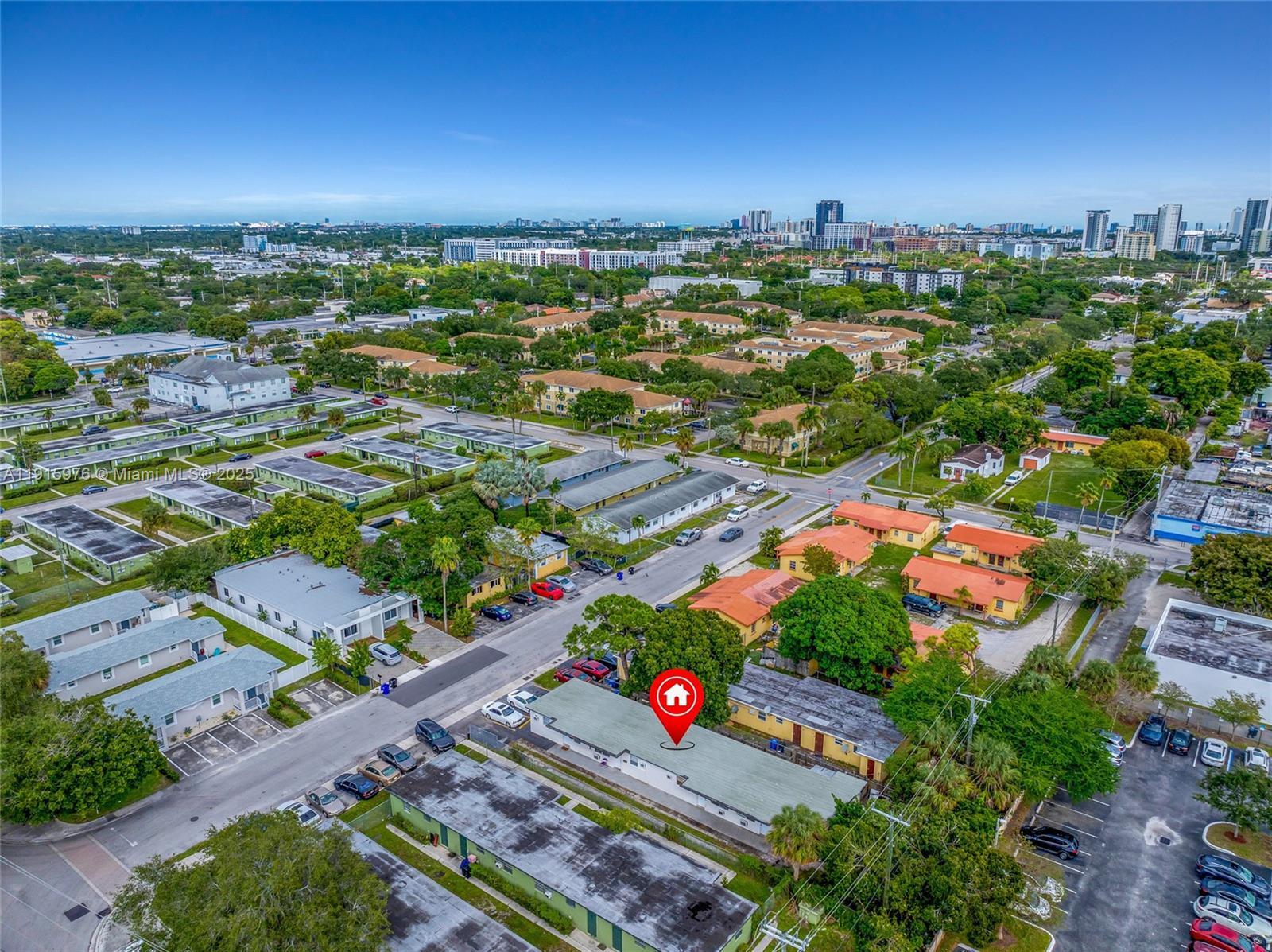   /  2348 sq. ft. $ 2025-11-18 0 Photo