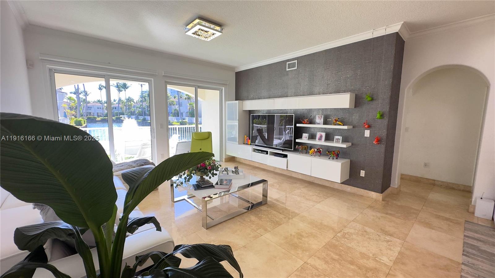 Photo of 3024 210th St (3024), Aventura, Florida, 33180 -