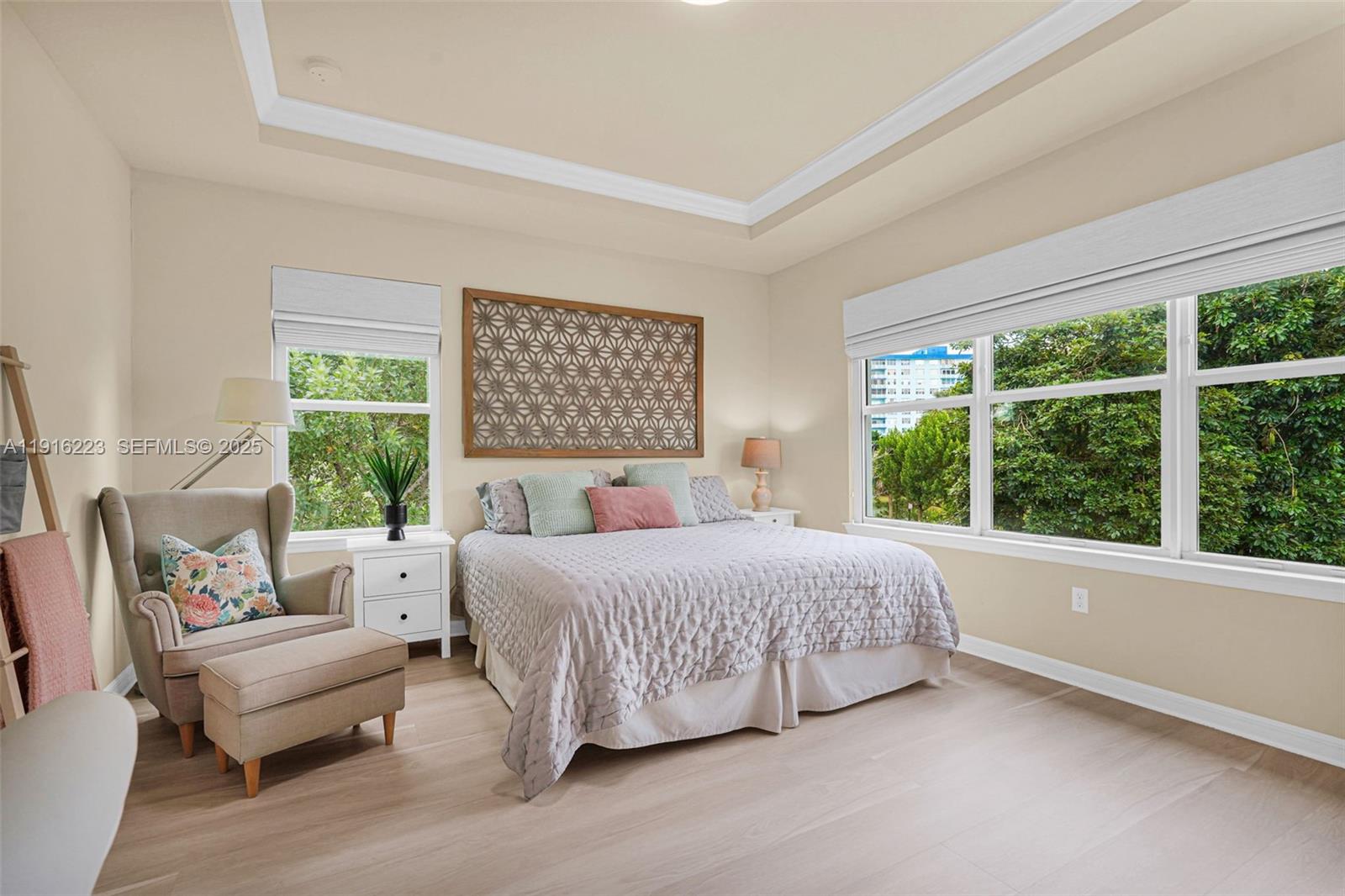 Ver detalles 3936 3 / 3 1769 sq. ft. $ 2025-11-18 0 foto